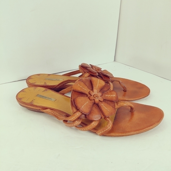 Max Studio Strappy Leather Flower Flat Sandal Flip Flop Slippers Brown Sz 7.5 - Picture 4 of 11